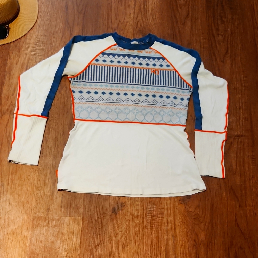 Long sleeve thermal layer
